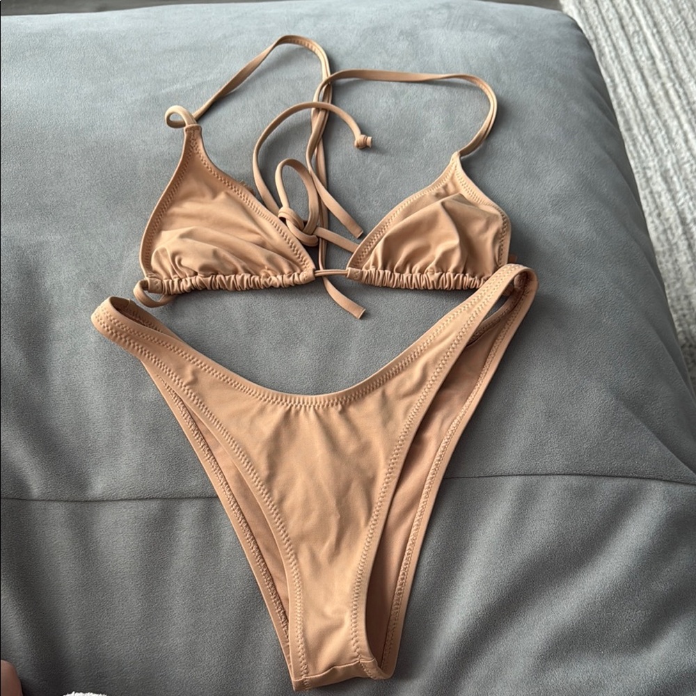 Skims Bikini Set